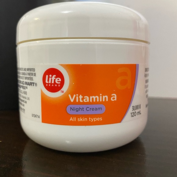 LIFE Vitamin A Night Cream (x2) overnight face skin moisturizer mask wrinkle NEW - Picture 5 of 9